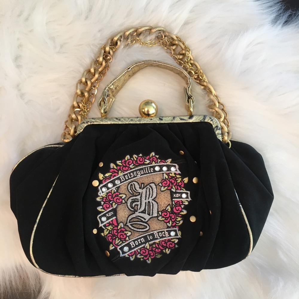 Betsey Johnson • Black Velvet handbag